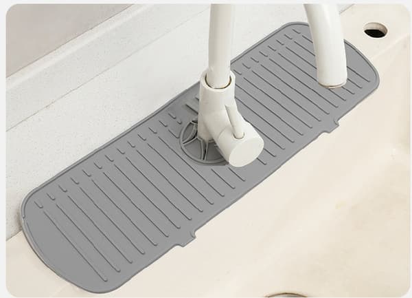 Faucet Splash Guard, Foldable Silicone Drip Tray for Kitchen Countertop, Multifunctional Dish Soap and Sponge Holder (Grey)