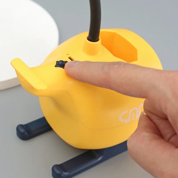 LED-bordslampa, tecknad USB-flygplansglasögon, skrivbordslampa, student d