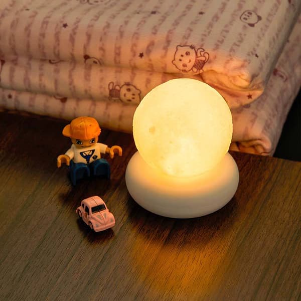 Månenattlampe USB-oppladbar søvnkompis soveromsseng
