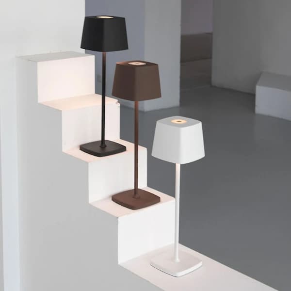 Lær at beskytte dine øjne Genopladelig LED-bordlampe - Sort