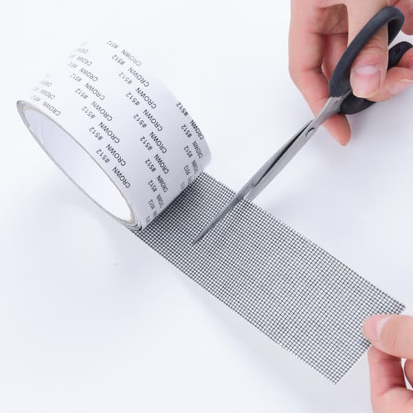 Self-adhesive mosquito net for windows and windows with magical drainage holes