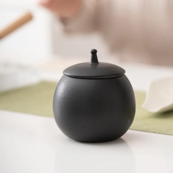 Decorative Ceramic Tea Caddy with Lid for Small Candy Bags