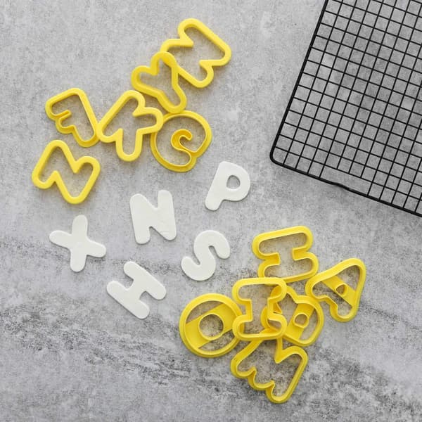 Bogstaver A-Z Udskærere | Usorterede farver multifärg multicolor