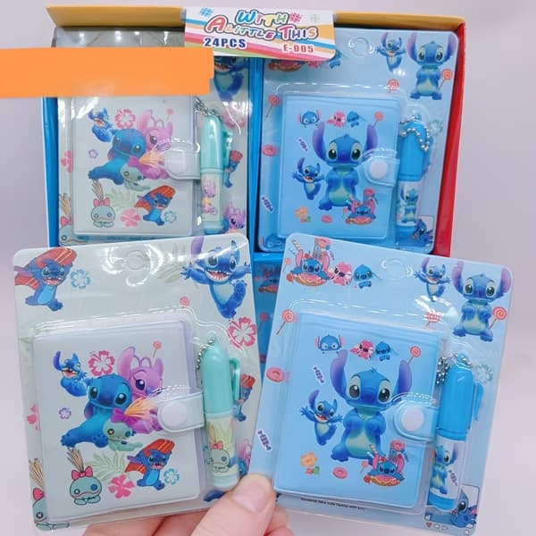 Disney Stitch Notesæt - Premium Dagbog med Kuglepen Tilfældig Farve Random Color