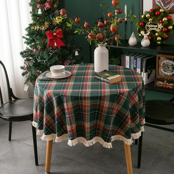 Green Plaid Tablecloth with Tassels - Round M