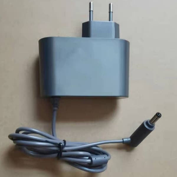 Passer til V6 V7 støvsuger batterilader strømforsyning (EU-kontakt)