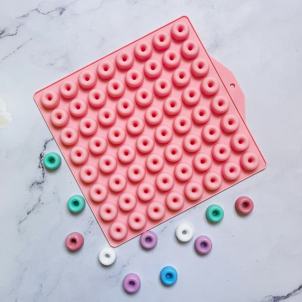1 stk 64-hullers mini donut silikoneforme DIY chokolade slik