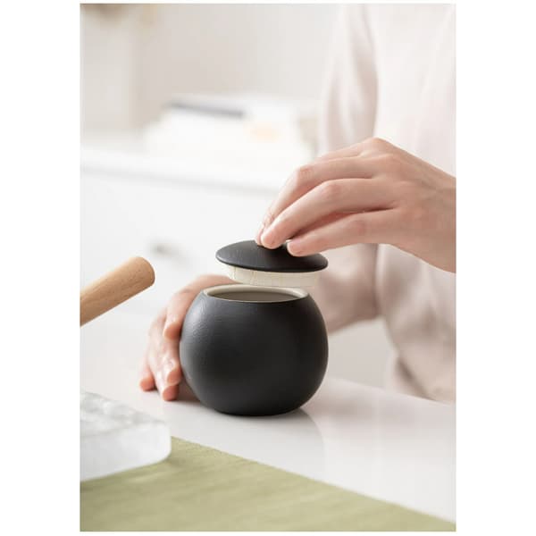 Decorative Ceramic Tea Caddy with Lid for Small Candy Bags