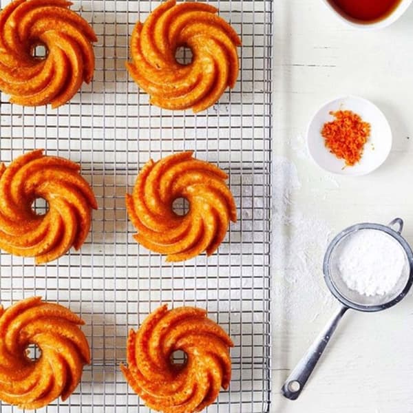 Silikone bageform til spiral-donuts, churros, kager, muffins cupcakes og gelé