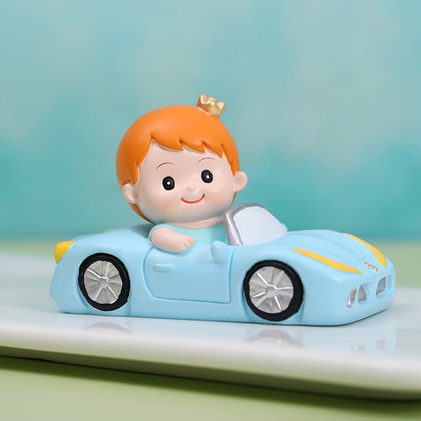 2 bilpynt til babykake, bakepynt, fullmånedel