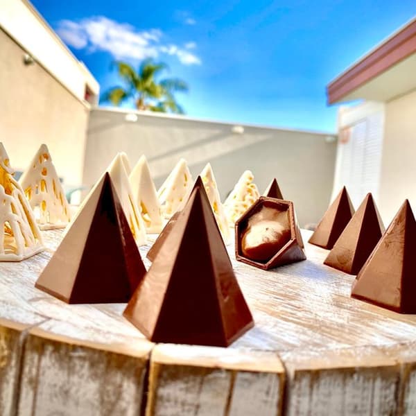 Pralineform Pyramide Chokoladeform - BWB 9780 - Special 3-delt form Transparent transparent