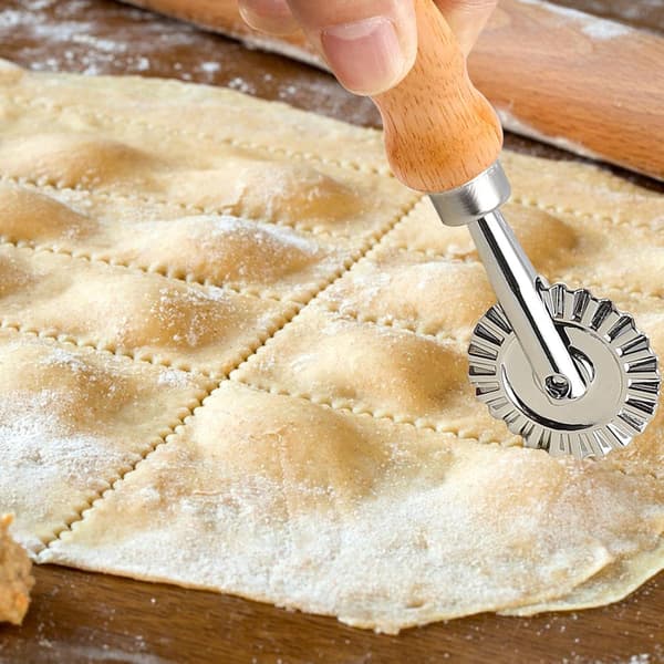 5-delt italiensk ravioli-form, rustfritt stål, med kutter og deigkutter, egnet for pasta, ravioli og bakverk