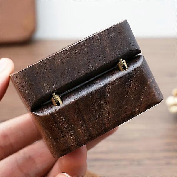 Walnut Ring Box Natural Wood Grain Retro Style Wedding Jewelry Storage Box
