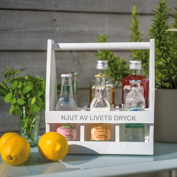 Puinen pullolaatikko 6 pullolle pullonavaajalla – “Nauti elämän juomasta” Vit white