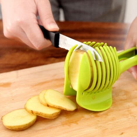 4 Pcs Tomato and Lemon Slicer Set Efficient Multifunctional Round Fruit and Vegetable Slicer Kitchen Gadget (Random Color)
