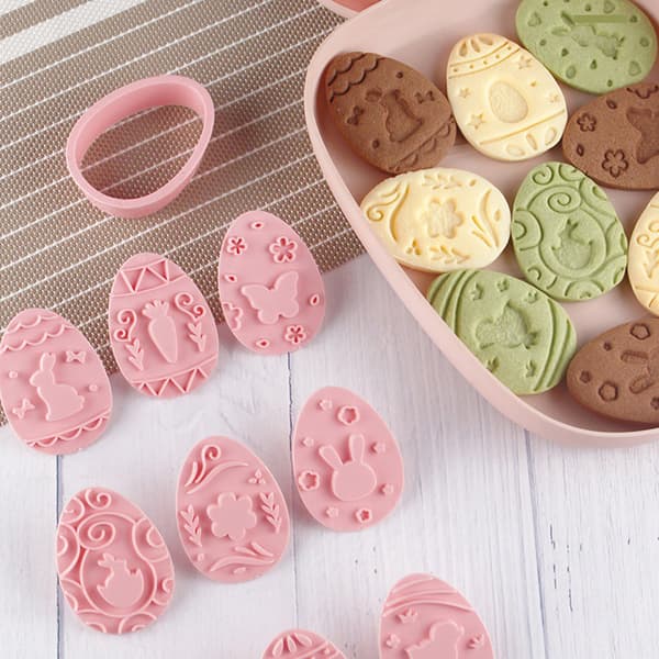9 stk. plastikkutstikkere for eggkjeks
