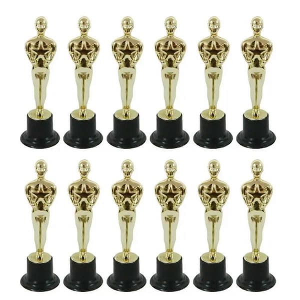 Ved prisutdelingen ble 12 statuettformer brukt til å dele ut utsøkte trofeer til vinnerne
