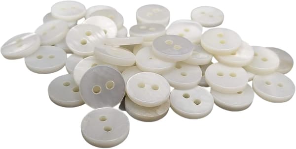 50 luonnonhelmiäisompelunappia - 10 mm