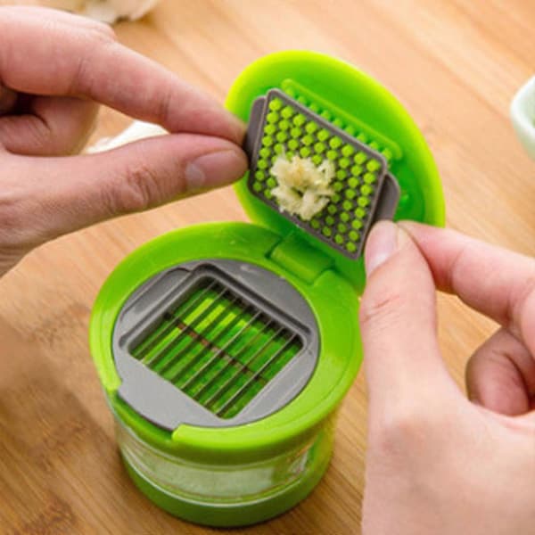 Garlic Press Ginger Crusher Manual Press Kitchen Utensil Pressed Garlic Chopper Vegetable Masher Cutter Durable