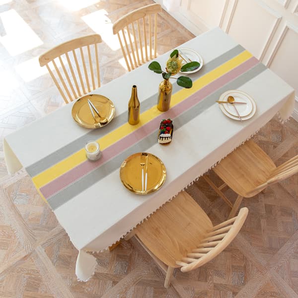 Dukduk in lemon yellow, 140 x 180 cm, rectangular cotton linen tablecloth, wipeable with tassels