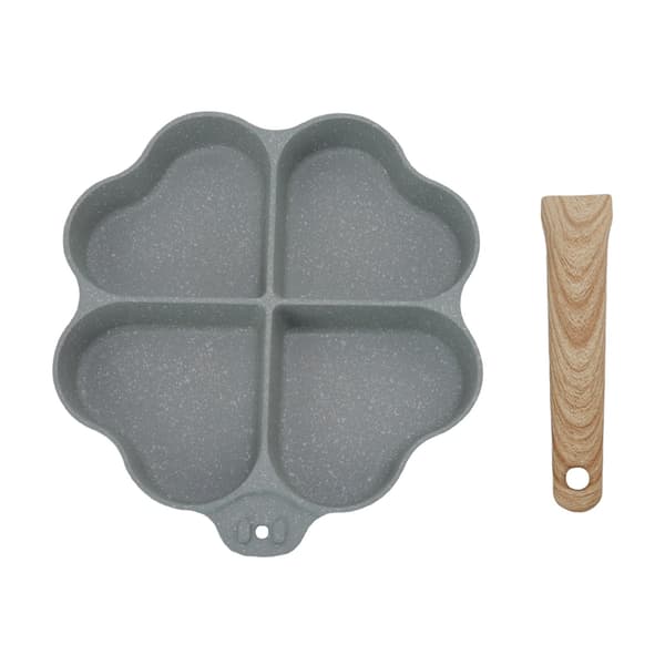 Nonstick Heart-Shaped Egg Frying Pan, 4 Cups, Even Heating, Pancake Pan with Handle, Green