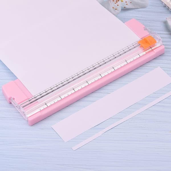 Mini A4-kutter, rosa, med sikkerhet, for standard papirkutting