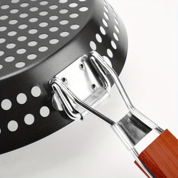 Outdoor BBQ Foldable Handle Flat Round Grill Pan Non-Stick Hollow Grill Pan BBQ Accessories