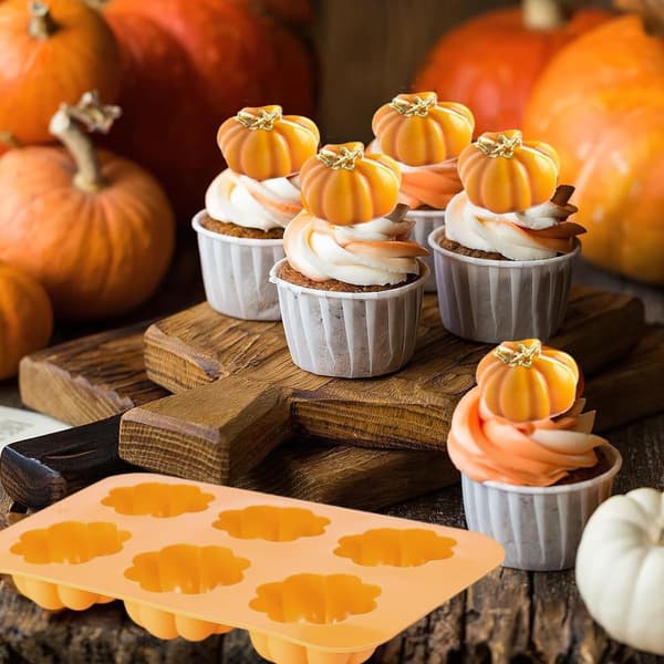 Silikone Halloween Chokoladeforme - Græskarblade, til Bagning, Sæbe, Muffins - 27*17*3cm - Orange