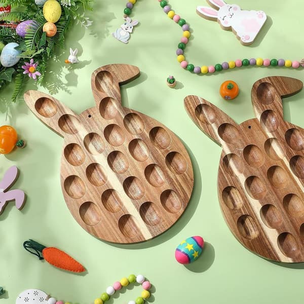 Fylt eggbrett påske snacksskål hare med 21 rom -