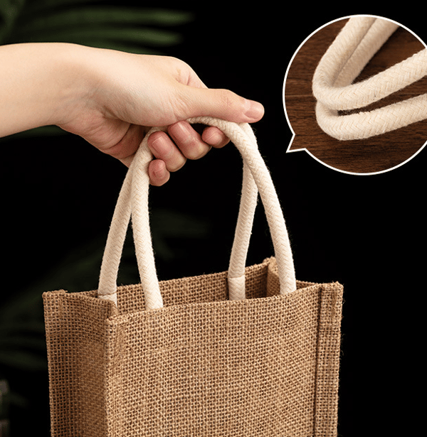2 røde vinposer Spot vingaveposer Transparent linned tote b
