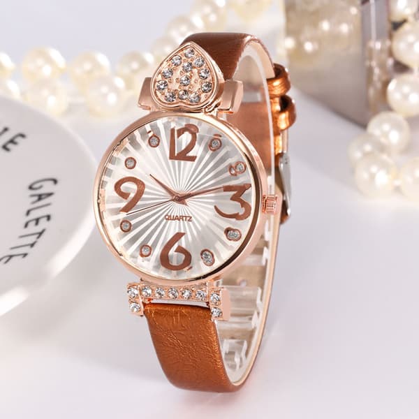Kvinder Casual Quartz Ure Mode Rhinestone Ure Rund Urskive Læderrem Dameure Kaffe Coffee