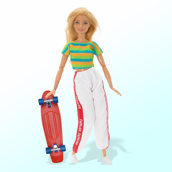 Barbie modekostume, 4 dele, 4 dukketilbehør, til børn