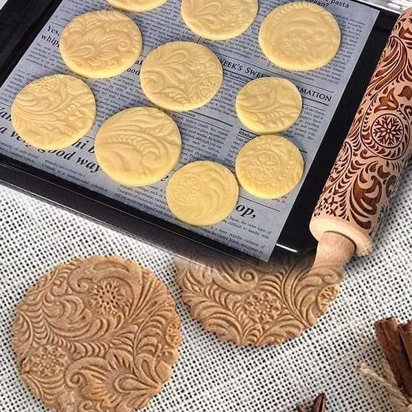 Embossed Wooden Rolling Pin, Natural Wood Sculpted Engraved Rolling Pin