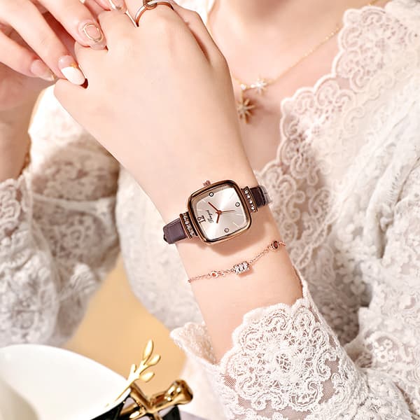 Small Square Niche Design Watch, Light Luxury, Simple and Elegant