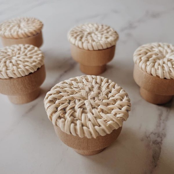 6 Boho Rattan Knapper til kommode, skuffer, skabe; håndlavede