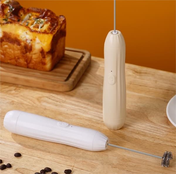 Håndholdt Elektrisk Mælkeskummer Rustfrit Stål Mini Skummer Justerbar Hastighed Til Latte Cappuccino Varm Chokolade Hvid