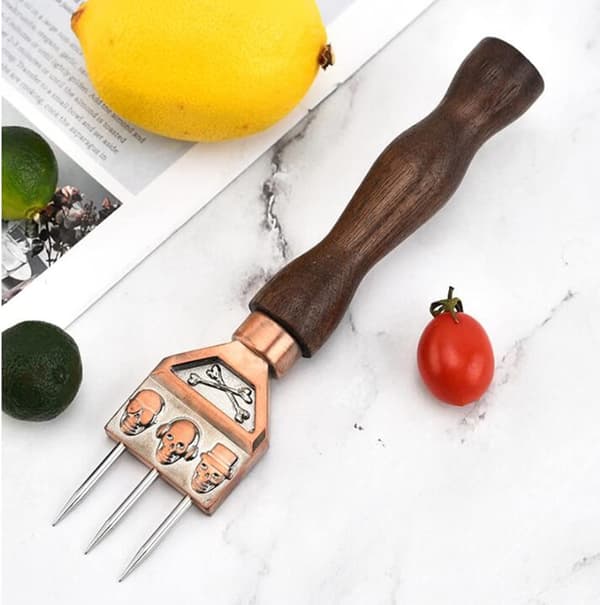 Ice Pick Stainless Steel Ice Crusher Japanese Style Ice Chisel Hammer Bar Ice Carving Tool with Solid Wood Handle for Kitchen Bar Restaurant