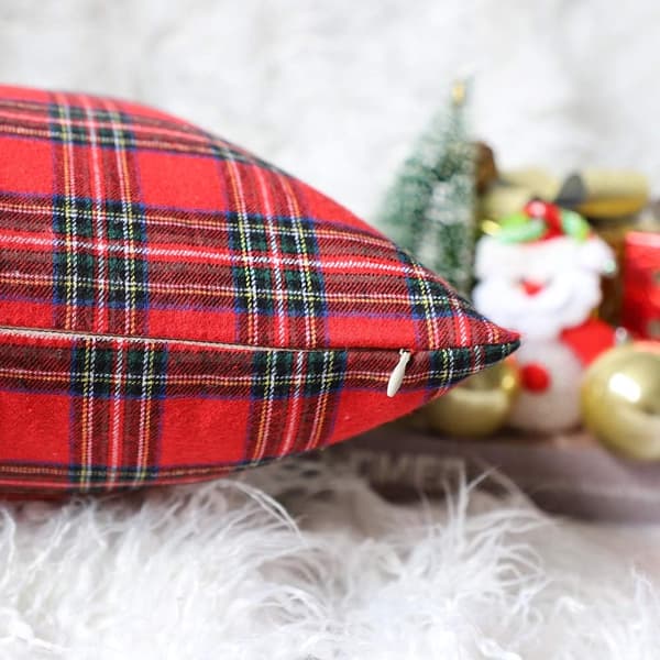 Sæt med 2 julestrømper i skotsk ternet plaid, pudebetræk i polyester til landlig stil (45 x 45 cm)