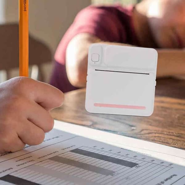 Mini Portable Smartphone Printer, Wireless Thermal Photo Printer, Can Print Photos, Receipts, Notes, etc.