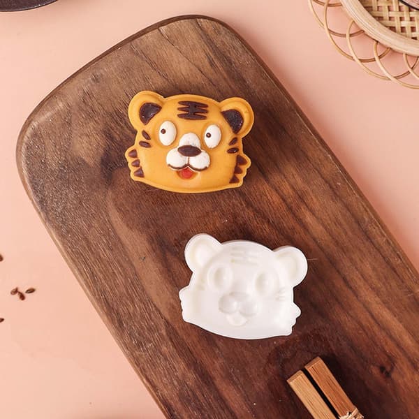 50g Månekageform Tegneserie Tigerformet DIY Bageforme Til Mid