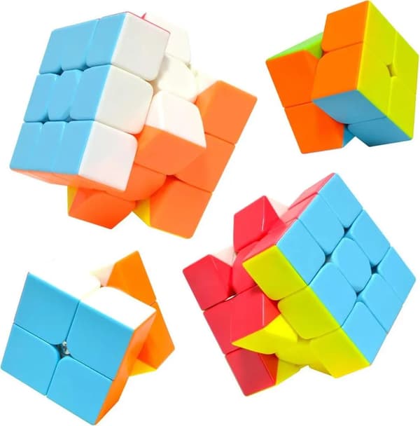 2 kpl Rubikin kuutio 3x3|2x2 ilman tarroja, kuutiolelut lapsille
