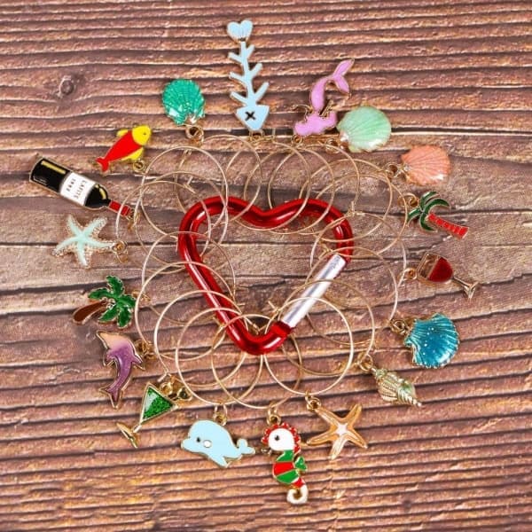 40 vinglasmarkörer i form av strandsymboler