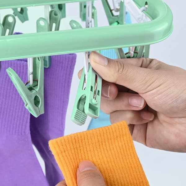 Sock Drying Rack, Hanging Clothes Dryer with 32 Windproof Clips, Foldable Sock Drying Rack Lingerie for Socks, Underwear