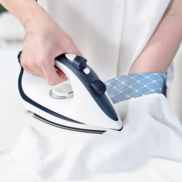Steam Protective, Heat Resistant Glove with Finger Loop, One Size Fits All