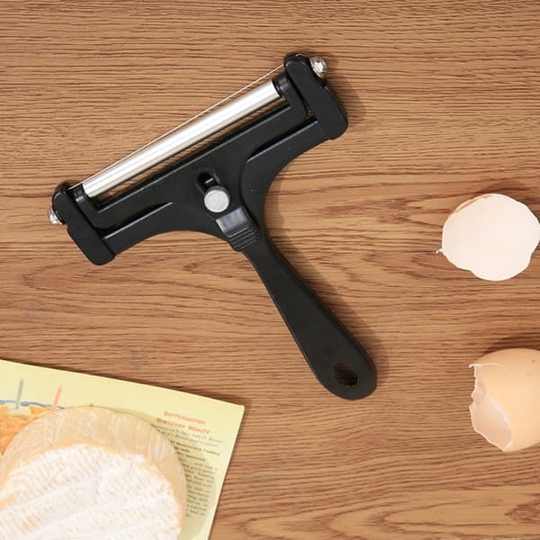 Efficient Aluminum Cheese Slicer for Quick and Easy Cleaning