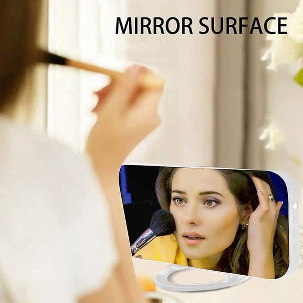 Digital Alarm Clock, LED Alarm Clock, Automatic Brightness Adjustment, Easy to Set Desk Clock for Home Kitchen White