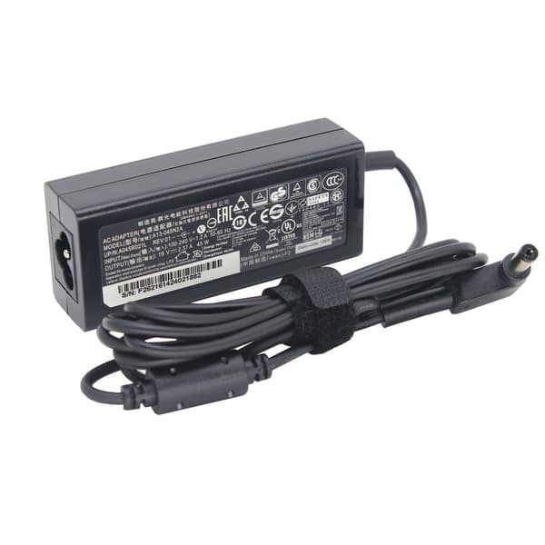 Acer AC-sovitin, 19 V, 45 W, 100–240 V, 50–60 Hz