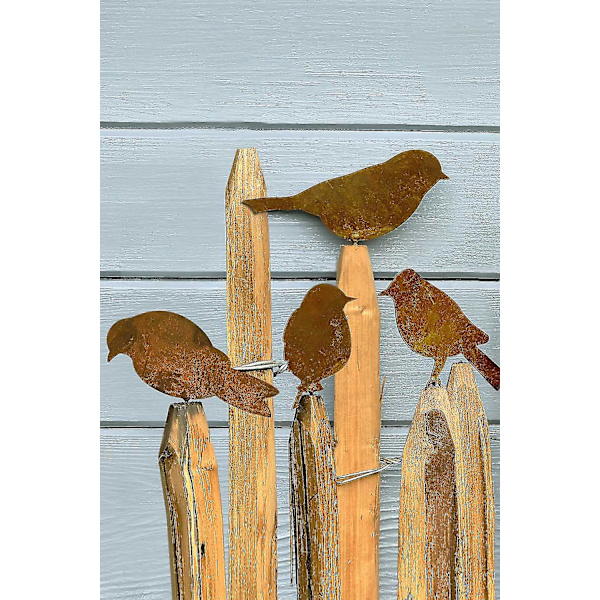 Ruosteinen lintu ruuvilla puuhun ruuvaamiseen, 4 patina linnun puutarhakeppi Ruoste ruosteinen puutarhakoriste orava ruoste koristeellinen puukeppi