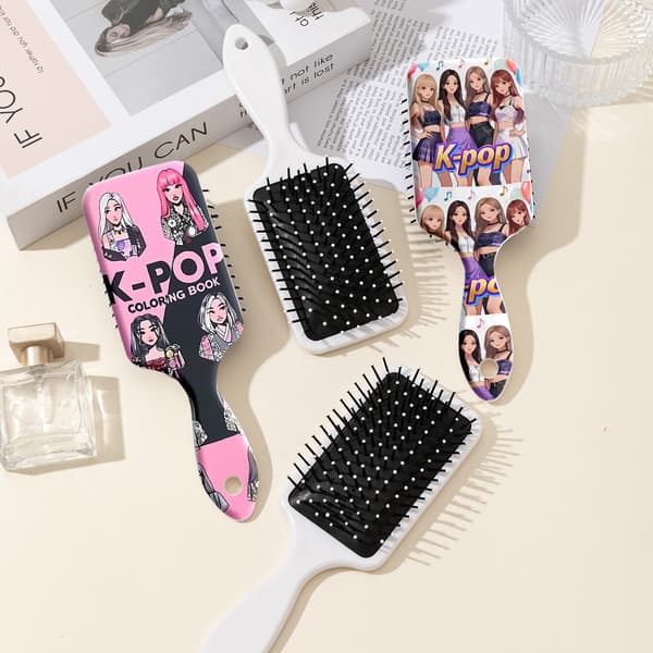 K-Pop Print Luftpute Hårbørste, Hodebunnsmassasje Flokeløsende Kam for Hårstyling E