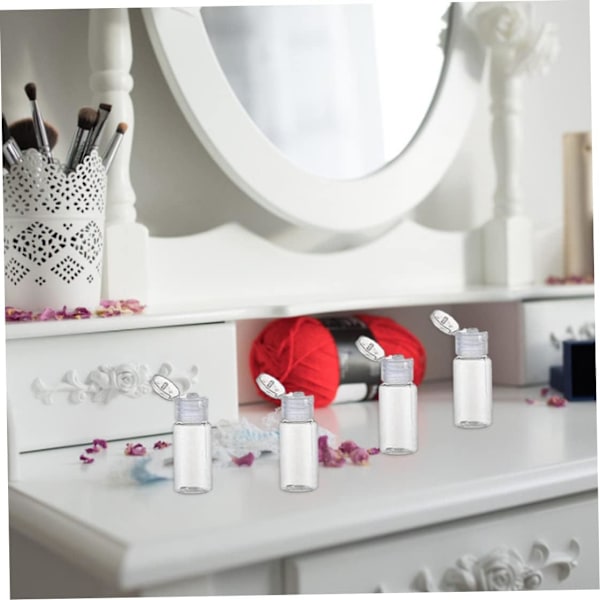 12 st (20 ml / 0,67 oz) Rena tomma plastprover för kosmetika